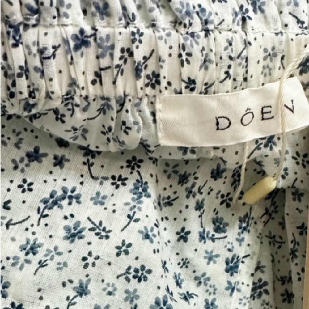 Doen Scout Short in Blue Kate Floral Organic Cotton - Picture 10 of 10